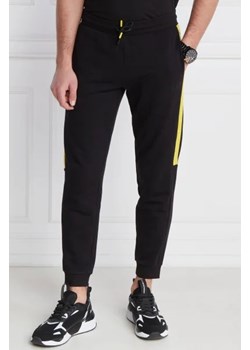 EA7 Spodnie dresowe | Regular Fit ze sklepu Gomez Fashion Store w kategorii Spodnie męskie - zdjęcie 172959352