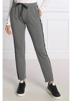 Liu Jo Sport Spodnie dresowe | Regular Fit ze sklepu Gomez Fashion Store w kategorii Spodnie damskie - zdjęcie 172959761