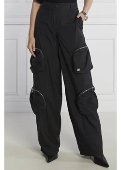 HUGO Spodnie cargo Harameri-1 | Loose fit ze sklepu Gomez Fashion Store w kategorii Spodnie damskie - zdjęcie 172960882