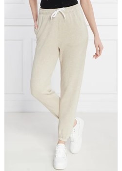 POLO RALPH LAUREN Spodnie dresowe ARCTIC FLEECE | Regular Fit ze sklepu Gomez Fashion Store w kategorii Spodnie damskie - zdjęcie 172961744