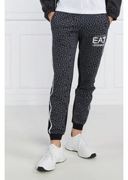 EA7 Spodnie dresowe | Regular Fit ze sklepu Gomez Fashion Store w kategorii Spodnie męskie - zdjęcie 172961752