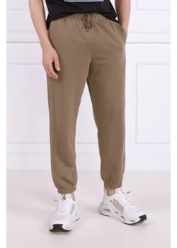 Calvin Klein Performance Spodnie dresowe | Regular Fit ze sklepu Gomez Fashion Store w kategorii Spodnie męskie - zdjęcie 172962701