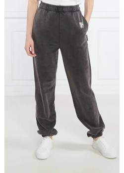 HUGO Spodnie dresowe Njola_1 | Relaxed fit ze sklepu Gomez Fashion Store w kategorii Spodnie damskie - zdjęcie 172964130