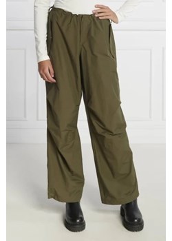 Tommy Jeans Spodnie | Relaxed fit ze sklepu Gomez Fashion Store w kategorii Spodnie damskie - zdjęcie 172965704