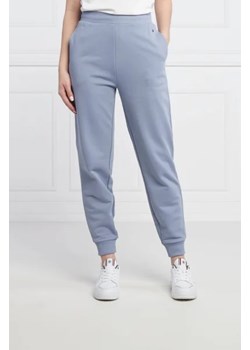 Tommy Hilfiger Spodnie dresowe | Relaxed fit ze sklepu Gomez Fashion Store w kategorii Spodnie damskie - zdjęcie 172966992