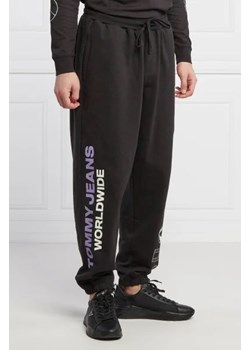 Tommy Jeans Spodnie dresowe | Loose fit ze sklepu Gomez Fashion Store w kategorii Spodnie męskie - zdjęcie 172968353