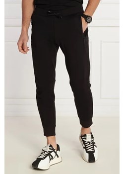 Armani Exchange Spodnie dresowe | Regular Fit ze sklepu Gomez Fashion Store w kategorii Spodnie męskie - zdjęcie 172969064