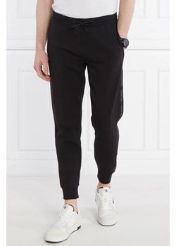 CALVIN KLEIN JEANS Spodnie dresowe | Regular Fit ze sklepu Gomez Fashion Store w kategorii Spodnie męskie - zdjęcie 172970191