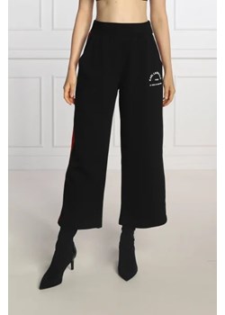 Karl Lagerfeld Spodnie dresowe | Cropped Fit ze sklepu Gomez Fashion Store w kategorii Spodnie damskie - zdjęcie 172970710