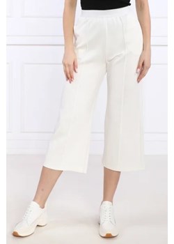 Max Mara Leisure Spodnie dresowe | Regular Fit ze sklepu Gomez Fashion Store w kategorii Spodnie damskie - zdjęcie 172972212