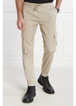 CALVIN KLEIN JEANS Spodnie cargo | Skinny fit ze sklepu Gomez Fashion Store w kategorii Spodnie męskie - zdjęcie 172974040
