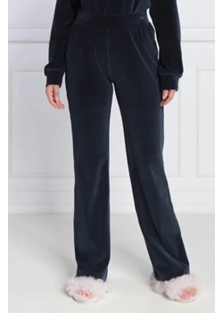 Emporio Armani Spodnie dresowe LOUNGEWEAR | Loose fit ze sklepu Gomez Fashion Store w kategorii Spodnie damskie - zdjęcie 172975190