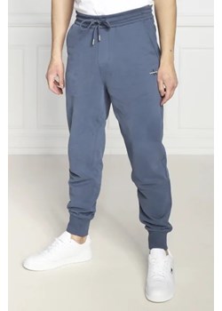 CALVIN KLEIN JEANS Spodnie dresowe MICRO MONOLOGO | Regular Fit ze sklepu Gomez Fashion Store w kategorii Spodnie męskie - zdjęcie 172976781