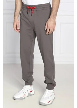Hugo Bodywear Spodnie dresowe Monologo | Regular Fit ze sklepu Gomez Fashion Store w kategorii Spodnie męskie - zdjęcie 172977291