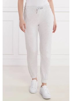 Gant Spodnie dresowe | Regular Fit ze sklepu Gomez Fashion Store w kategorii Spodnie damskie - zdjęcie 172979590