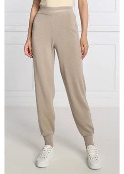 Armani Exchange Spodnie dzianinowe | Regular Fit | z dodatkiem wełny ze sklepu Gomez Fashion Store w kategorii Spodnie damskie - zdjęcie 172979743