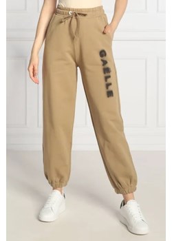 Gaëlle Paris Spodnie dresowe | Regular Fit ze sklepu Gomez Fashion Store w kategorii Spodnie damskie - zdjęcie 172980672