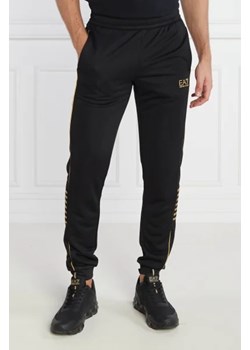 EA7 Spodnie dresowe | Regular Fit ze sklepu Gomez Fashion Store w kategorii Spodnie męskie - zdjęcie 172980911