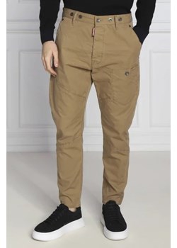 Dsquared2 Spodnie cargo Work Combat | Regular Fit ze sklepu Gomez Fashion Store w kategorii Spodnie męskie - zdjęcie 172985393