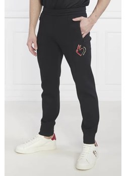 Emporio Armani Spodnie dresowe | Regular Fit ze sklepu Gomez Fashion Store w kategorii Spodnie męskie - zdjęcie 172985694