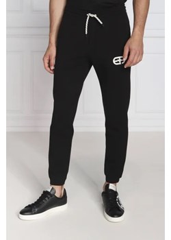Emporio Armani Spodnie dresowe | Regular Fit ze sklepu Gomez Fashion Store w kategorii Spodnie męskie - zdjęcie 172985803