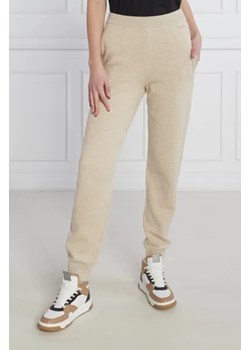 Calvin Klein Spodnie dzianinowe | Regular Fit | z dodatkiem kaszmiru ze sklepu Gomez Fashion Store w kategorii Spodnie damskie - zdjęcie 172986253
