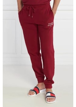 Tommy Hilfiger Spodnie dresowe | Regular Fit ze sklepu Gomez Fashion Store w kategorii Spodnie męskie - zdjęcie 172988113