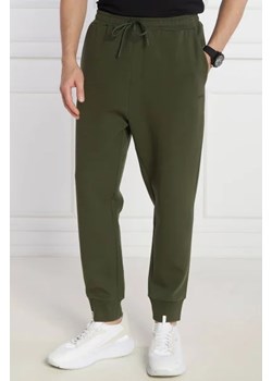 BOSS GREEN Spodnie dresowe Hadiko | Regular Fit ze sklepu Gomez Fashion Store w kategorii Spodnie męskie - zdjęcie 172988293