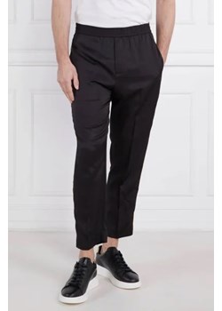 Emporio Armani Spodnie dresowe | Regular Fit ze sklepu Gomez Fashion Store w kategorii Spodnie męskie - zdjęcie 172989194