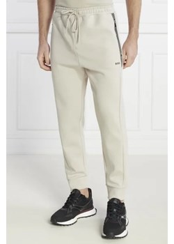 BOSS GREEN Spodnie dresowe Hadiko | Regular Fit ze sklepu Gomez Fashion Store w kategorii Spodnie męskie - zdjęcie 172989231