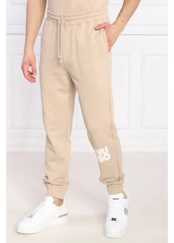 HUGO Spodnie dresowe Dajama | Regular Fit ze sklepu Gomez Fashion Store w kategorii Spodnie męskie - zdjęcie 172989330