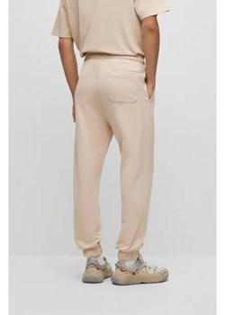 HUGO Spodnie dresowe Dchard | Regular Fit ze sklepu Gomez Fashion Store w kategorii Spodnie męskie - zdjęcie 172990681