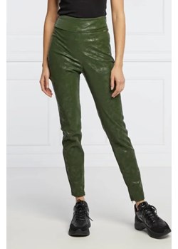 GUESS Spodnie PRISCILLA | Slim Fit ze sklepu Gomez Fashion Store w kategorii Spodnie damskie - zdjęcie 172990791