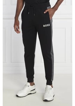BOSS BLACK Spodnie dresowe Tracksuit | Regular Fit ze sklepu Gomez Fashion Store w kategorii Spodnie męskie - zdjęcie 172991111