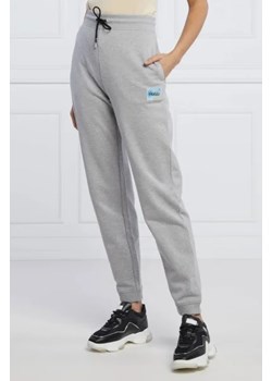 HUGO Spodnie dresowe Dachib | Regular Fit | mid rise ze sklepu Gomez Fashion Store w kategorii Spodnie damskie - zdjęcie 172991970