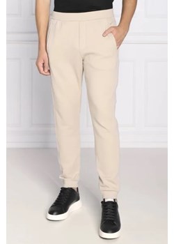 Emporio Armani Spodnie dresowe | Regular Fit ze sklepu Gomez Fashion Store w kategorii Spodnie męskie - zdjęcie 172992461