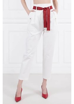 Pinko Spodnie PASSIONALE PANTALONE GABARDINA | Slim Fit ze sklepu Gomez Fashion Store w kategorii Spodnie damskie - zdjęcie 172995773