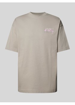 T-shirt o kroju oversized z nadrukiem z logo ze sklepu Peek&Cloppenburg  w kategorii T-shirty męskie - zdjęcie 173004900