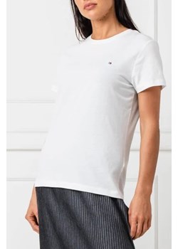 Tommy Hilfiger T-shirt Heritage | Regular Fit ze sklepu Gomez Fashion Store w kategorii Bluzki damskie - zdjęcie 173011671