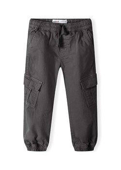 Grafitowe spodnie cargo bojówki dla chłopca ze sklepu 5.10.15 w kategorii Spodnie chłopięce - zdjęcie 173013293