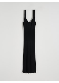 Reserved - Dzianinowa sukienka w prążek z wiskozy - czarny ze sklepu Reserved w kategorii Sukienki - zdjęcie 173014653