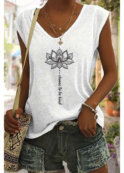 T-shirt ELTORITA WHITE ze sklepu Ivet Shop w kategorii Bluzki damskie - zdjęcie 173015110