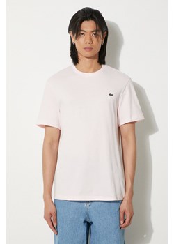 Lacoste t-shirt bawełniany kolor różowy gładki ze sklepu PRM w kategorii T-shirty męskie - zdjęcie 173015371