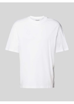 T-shirt z prążkowanym,okrągłym dekoltem model ‘BRADLEY’ ze sklepu Peek&Cloppenburg  w kategorii T-shirty męskie - zdjęcie 173032364
