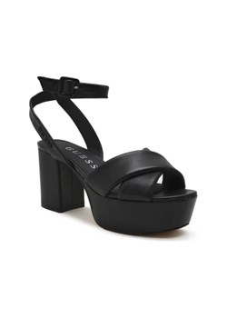 Guess Skórzane sandały na słupku ze sklepu Gomez Fashion Store w kategorii Sandały damskie - zdjęcie 173083243