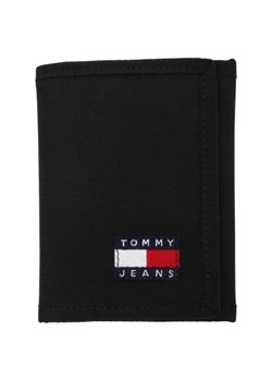 Tommy Jeans Portfel TJM ESS DAILY NYLON TRIFOLD ze sklepu Gomez Fashion Store w kategorii Portfele męskie - zdjęcie 173095714