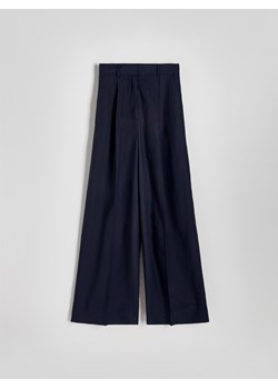 Reserved - Spodnie z lnem - granatowy ze sklepu Reserved w kategorii Spodnie damskie - zdjęcie 173118971