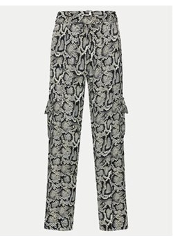 Olsen Spodnie materiałowe 14002184 Szary Regular Fit ze sklepu MODIVO w kategorii Spodnie damskie - zdjęcie 173120083