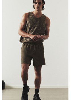 H & M - Tkaninowe szorty sportowe z kieszeniami DryMove - Zielony ze sklepu H&M w kategorii Spodenki męskie - zdjęcie 173134884