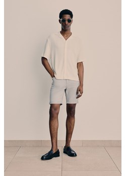 H & M - Spodnie z bawełnianego diagonalu Slim Fit - Szary ze sklepu H&M w kategorii Spodenki męskie - zdjęcie 173134940